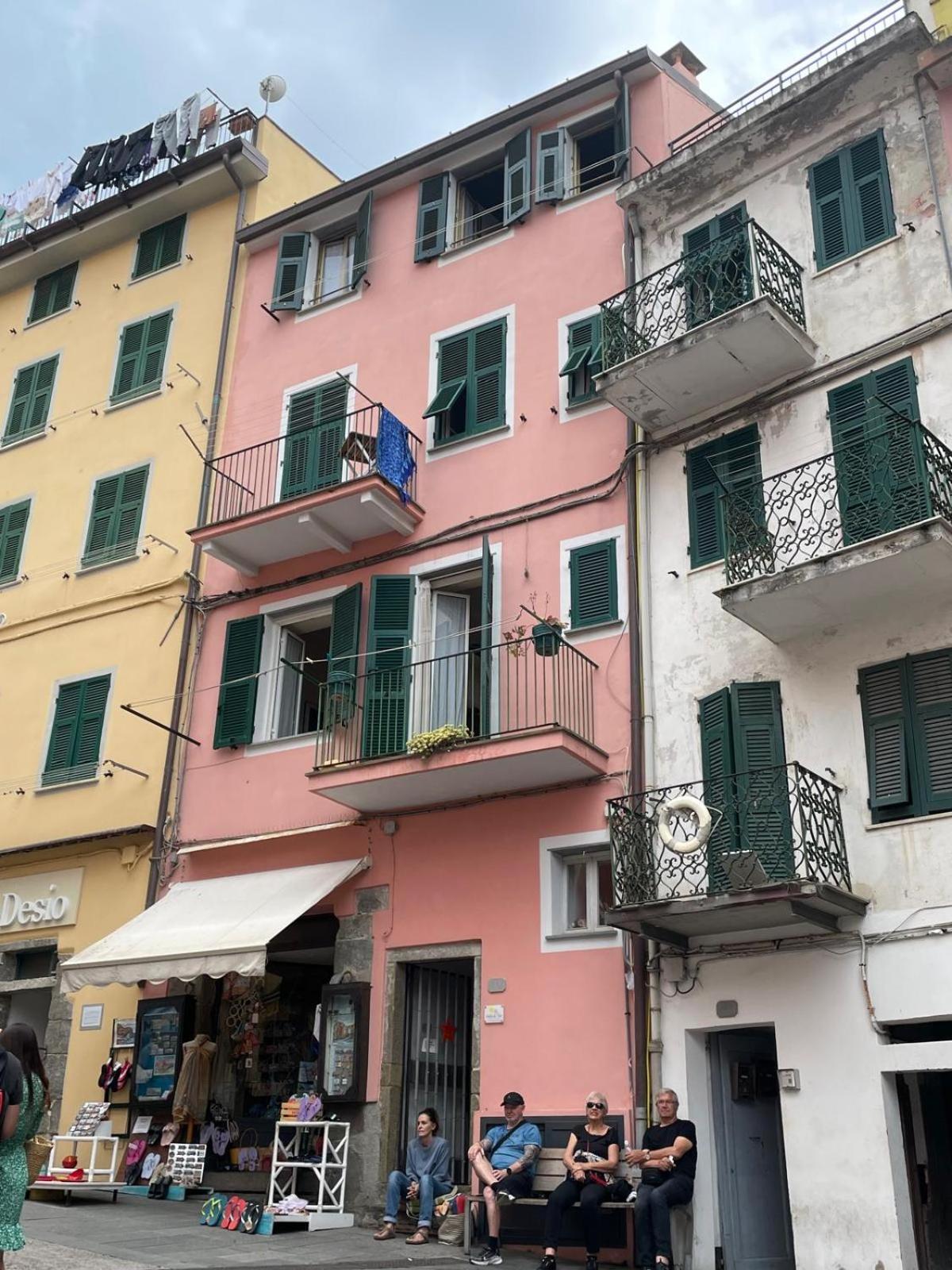 Peppiniello Lägenhet Riomaggiore Exteriör bild